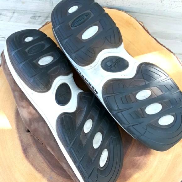 EUC MERRELL MOC SHOES - Picture 8 of 11